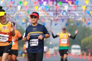 BIB: 47619, 41623
                            <button type="button" onclick="openModal(9893815)" class="btn btn-primary btn-sm float-right btn-popup" data-toggle="modal" data-target=".modal-high-quality">
                        <i class="fas fa-shopping-cart"></i> Add to Cart
                    </button>
                                            <button type="button" onclick="isThisMe(9893815, true)" class="btn btn-success btn-sm float-right btn-popup btn-isme hidden" data-toggle="tooltip" data-placement="bottom" title="นี่คือรูปของคุณใช่ไหม คลิกที่นี่เพื่อเอาเข้าอัลบั้ม">
                        <i class="fas fa-plus"></i> Add to album
                    </button>
                    <button type="button" onclick="isThisMe(9893815, false)" class="btn btn-warning btn-sm float-right btn-popup btn-isnotme hidden">
                        <i class="fas fa-ban"></i> Remove from album
                    </button>